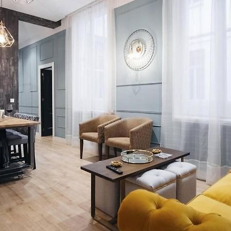 Apartamentos Plaza De Pedro Zerolo III Madrid Esterno foto