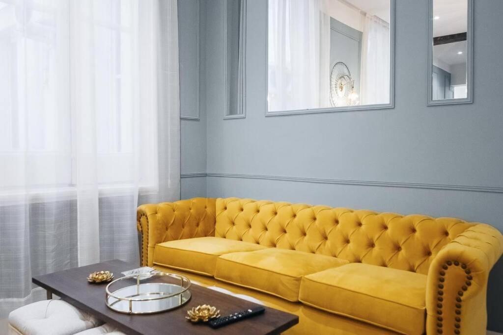 Apartamentos Plaza De Pedro Zerolo III Madrid Esterno foto